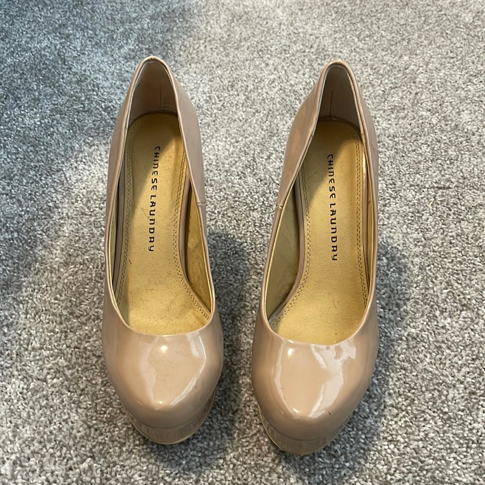 Nude Chinese Laundry Pumps